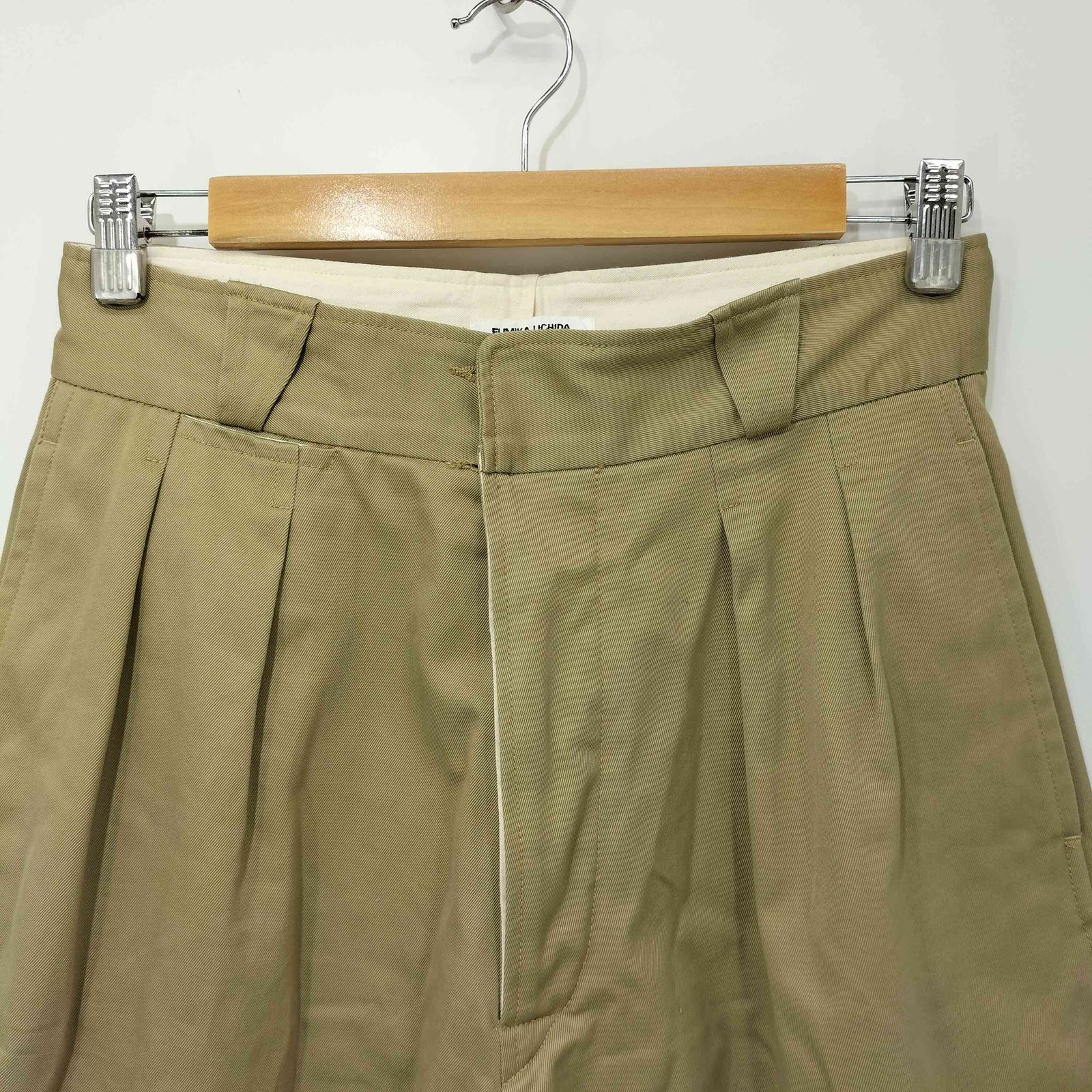 フミカウチダ FUMIKA UCHIDA 25SS UNIFORM WEAPON 2-TUCK PANTS