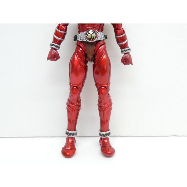 真骨彫製法) 仮面ライダー響鬼紅 S.H.Figuarts（真骨彫製法） 仮面