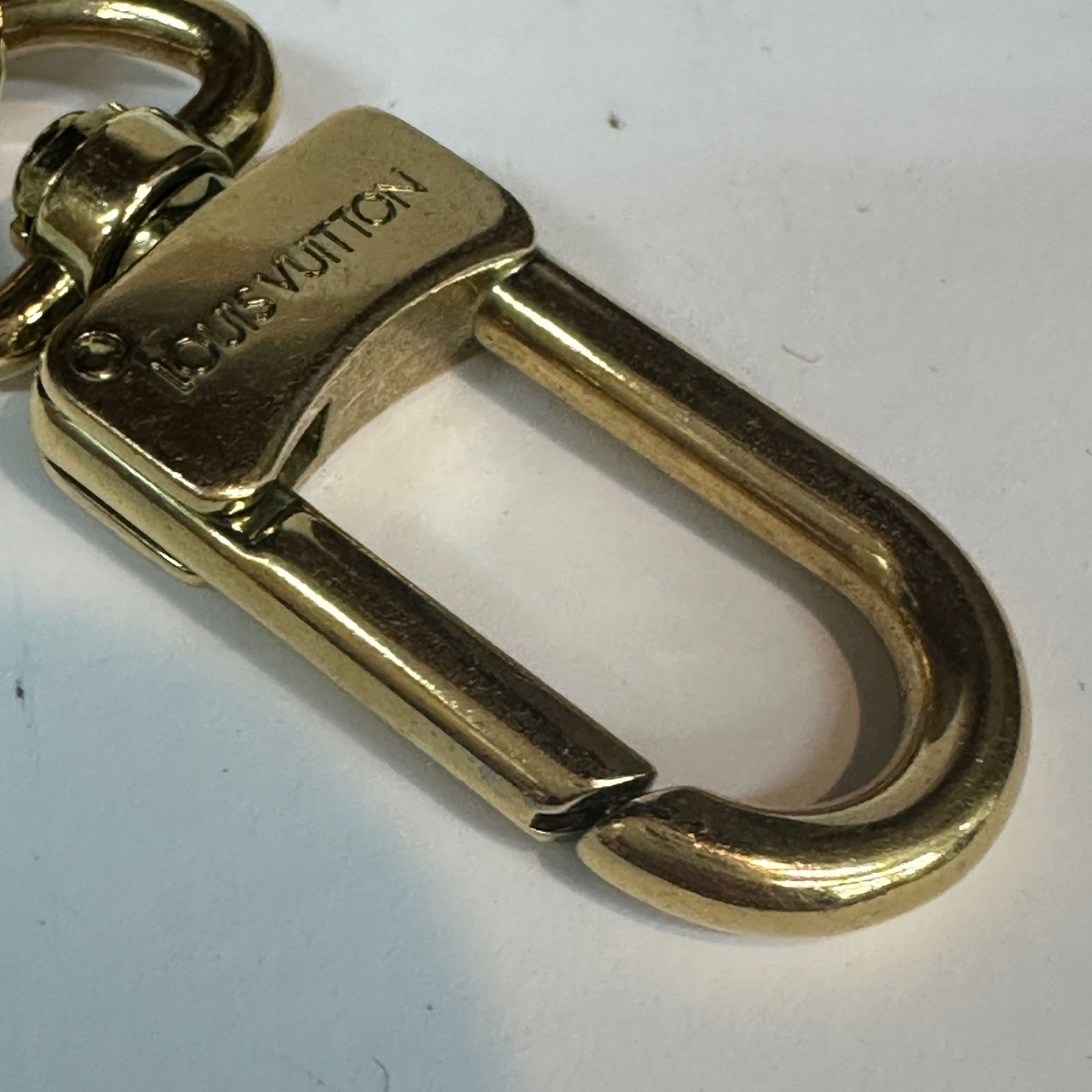 ○ルイヴィトン/キーホルダー/ゴールド/M65216/LVファセット - メルカリ