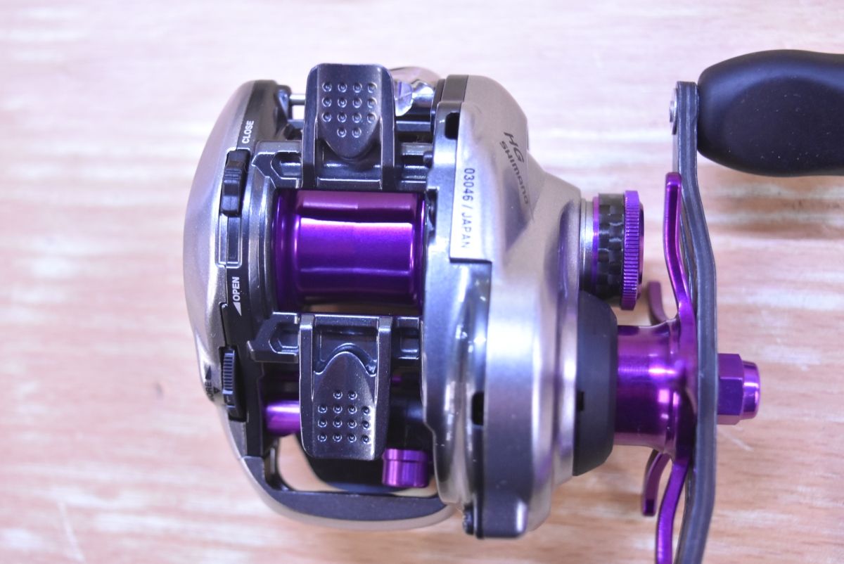 13メタニウムHG右　ハイギア　SHIMANO シマノ　ベイトリール シマノ 13 メタニウム HG 右 ZPIカスタム SHIMANO METANIUM ベイト