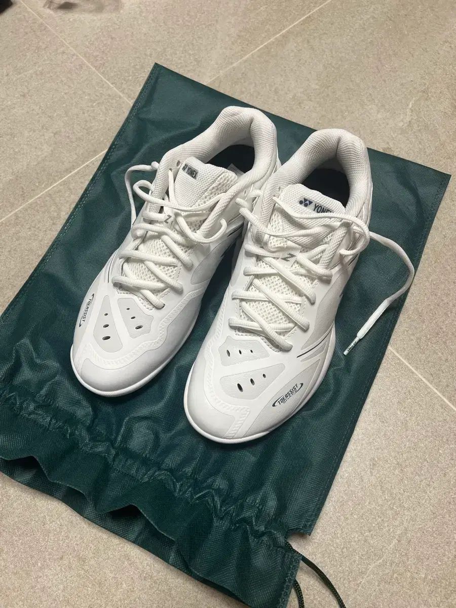 YONEX ヨネックス 65 z 4 バドミントンシューズ 270