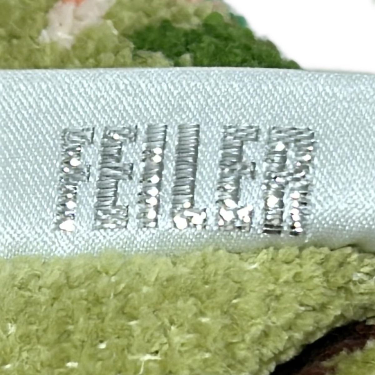 FEILER(フェイラー) ポーチ新品同様 - イエローグリーン×ダーク