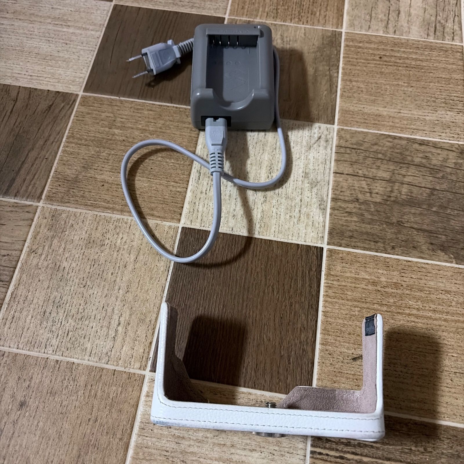  OLYMPUS オリンパス E PL 1 s ミラーレス一眼 ホワイト レンズ ケース付 品 ミラーレス一眼 デジタルカメラ