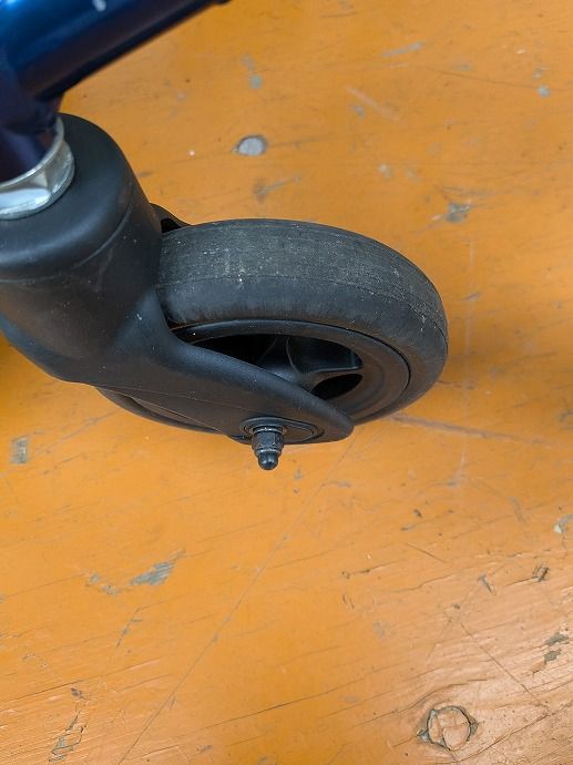  一部地域を除く ミキ 軽量車いす キャリカルプラス 自走式 PMS-3 R km-25-1203-11 自走用車椅子 車椅子