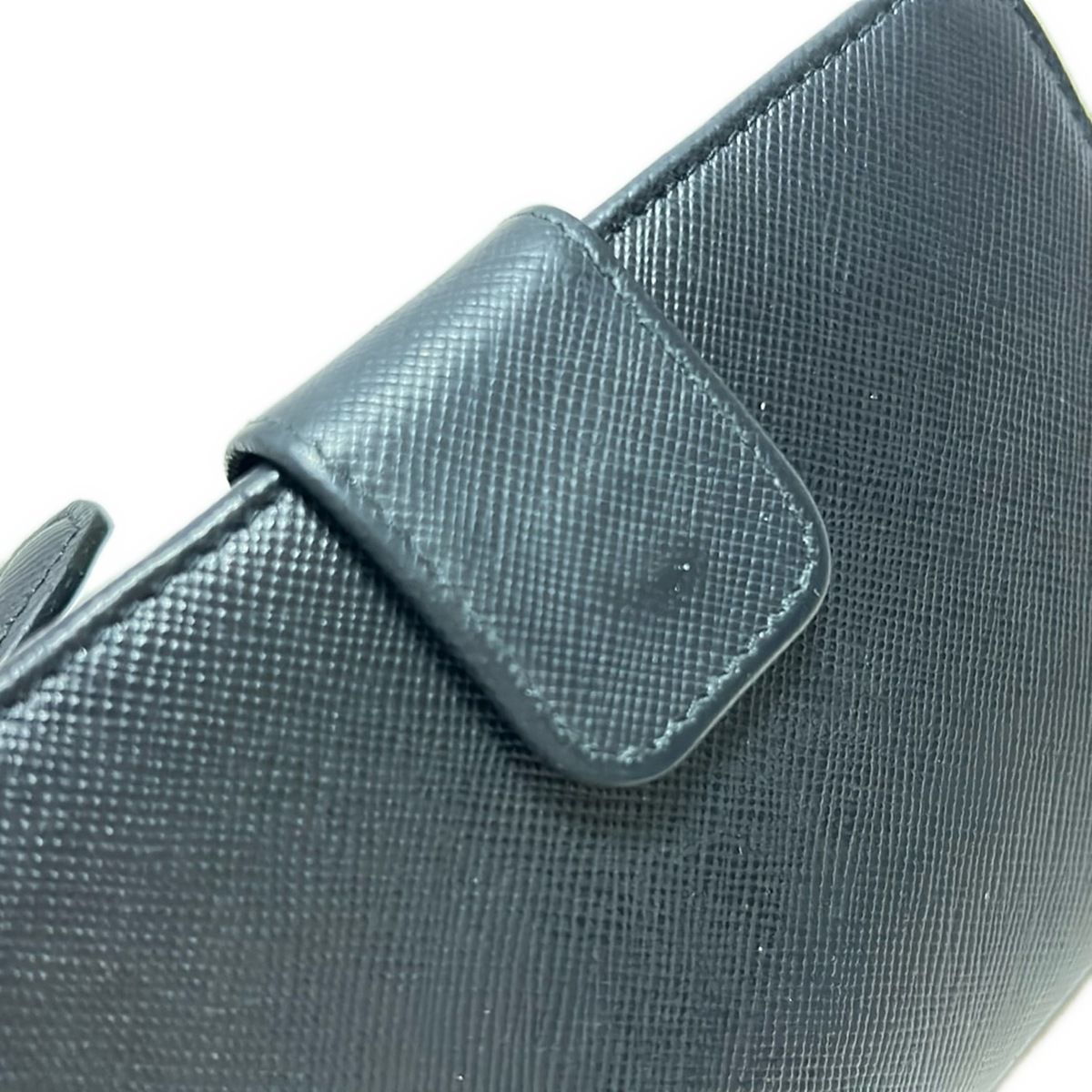 2つ折り財布 黒