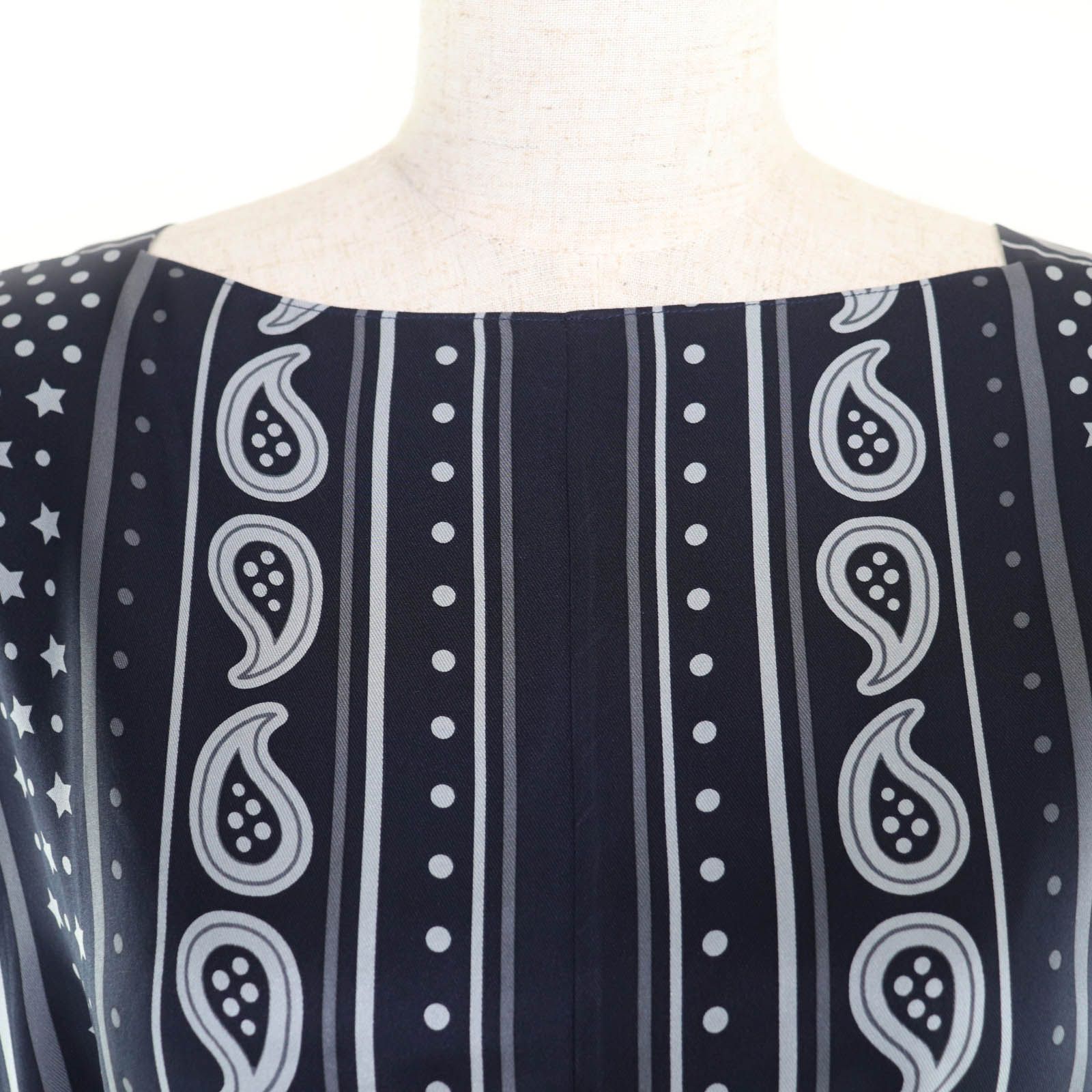 極美品◇HERMES エルメス 20AW LES CLES BANDANA シルク100