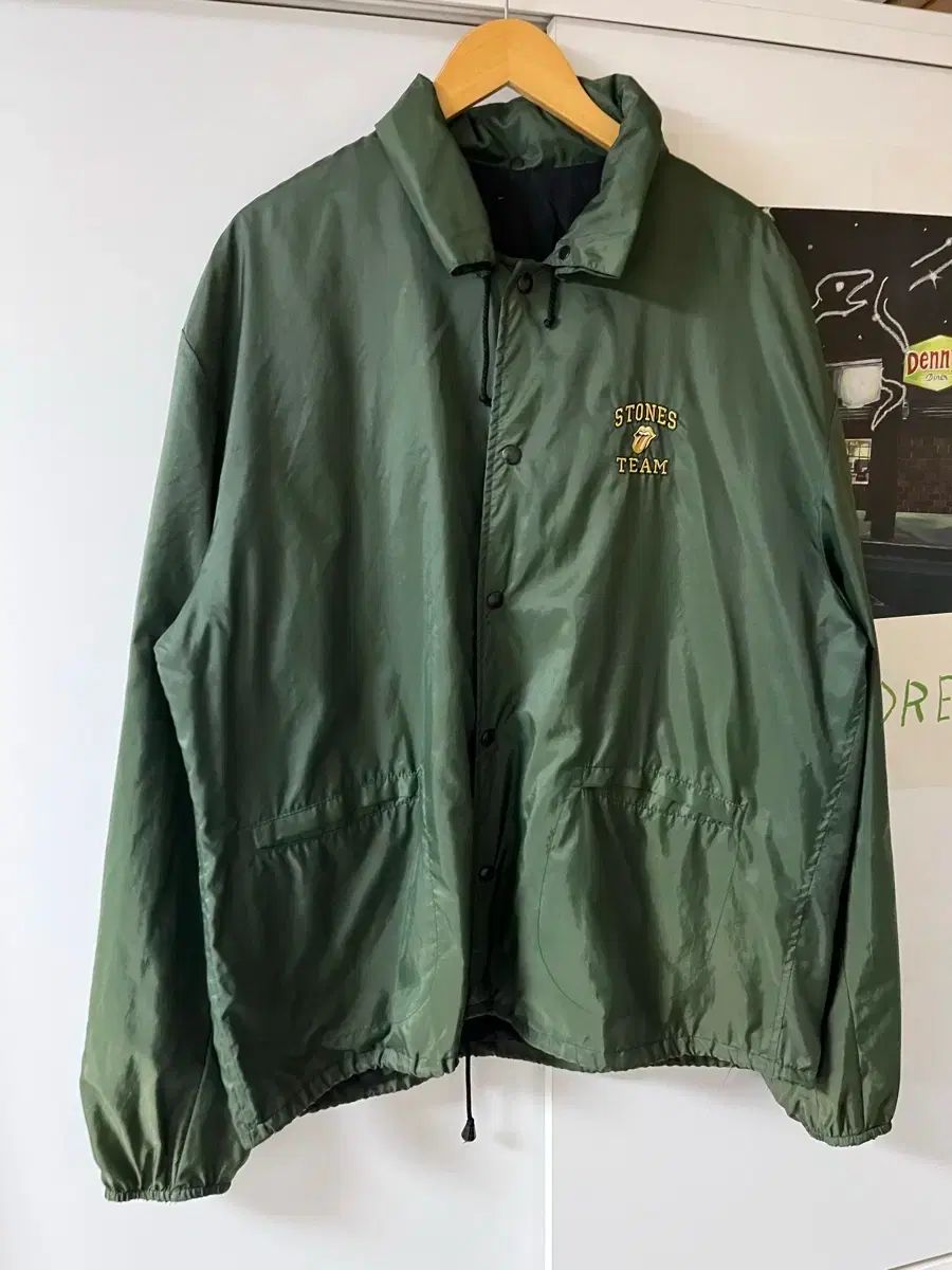 セール ローリングストーンズ コーチジャケット rolling stones セール ローリングストーンズ コーチジャケット rolling stones