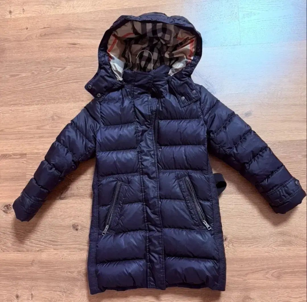 バーバリー キッズ ネイビー フード ダウン コート