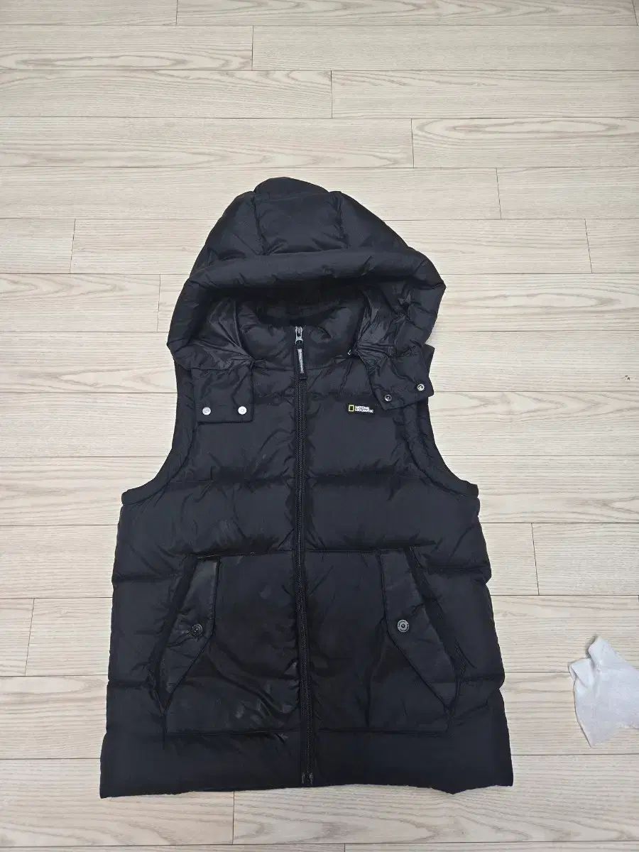 ナショナルジオグラフィック キッズ ダウンベスト 150-