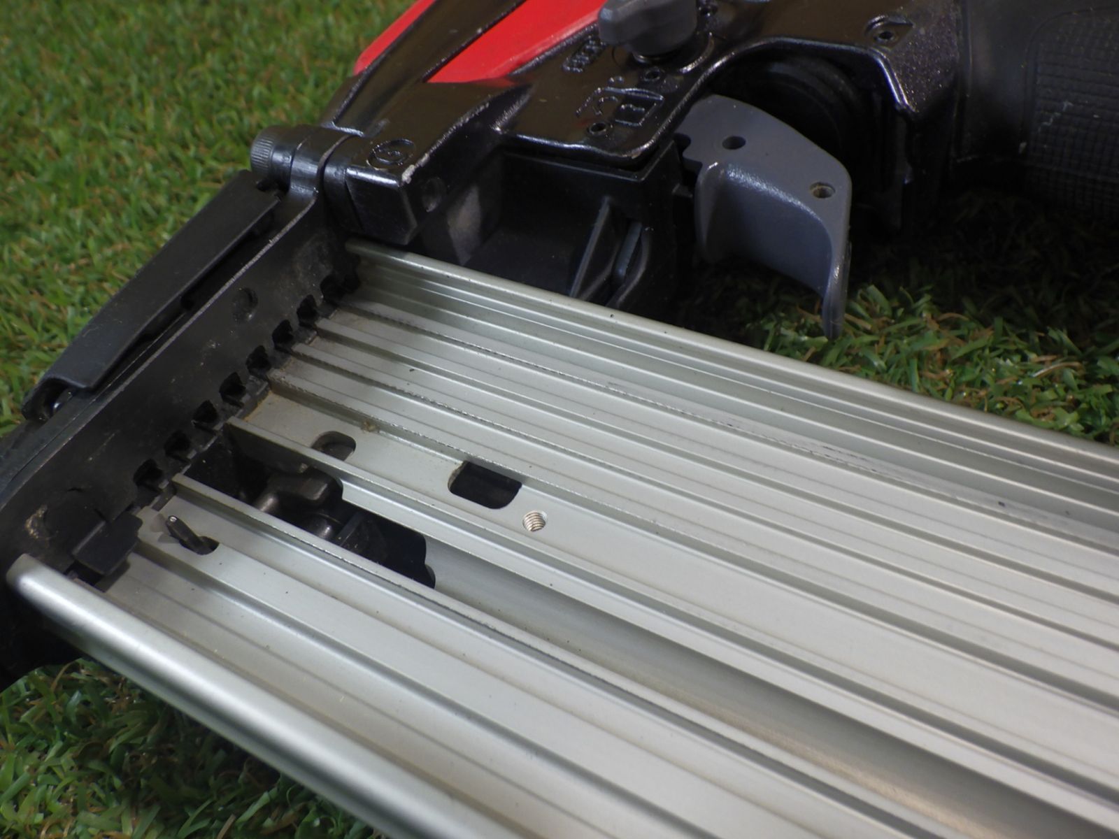 内装仕上げ作業に