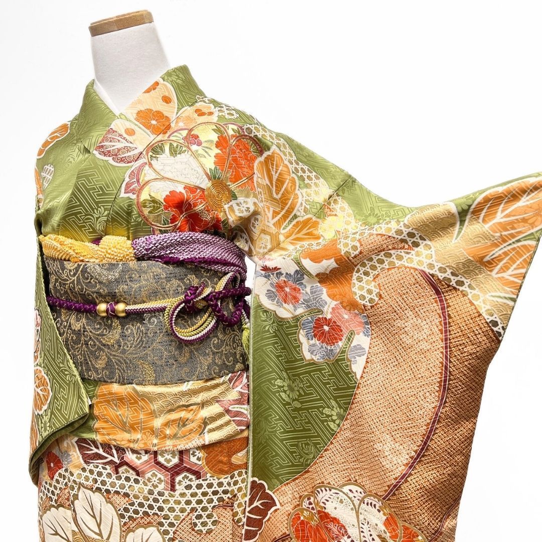 振袖 金駒刺繍 金彩 菊花 橘 伝統和模様 着物 121b p ms - メルカリ