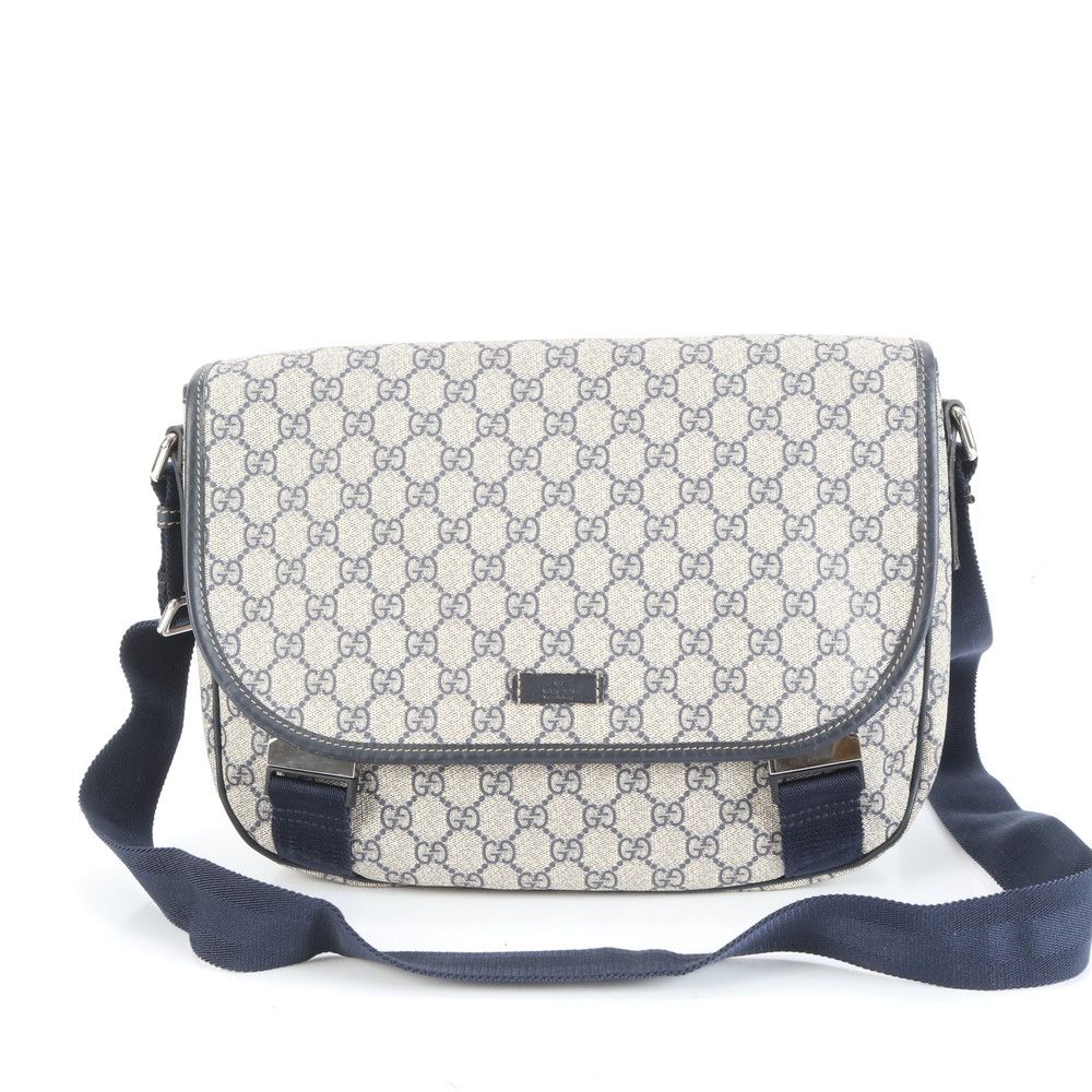 極美品 グッチ GG スプリーム 201732 レザー ショルダーバッグ 斜め