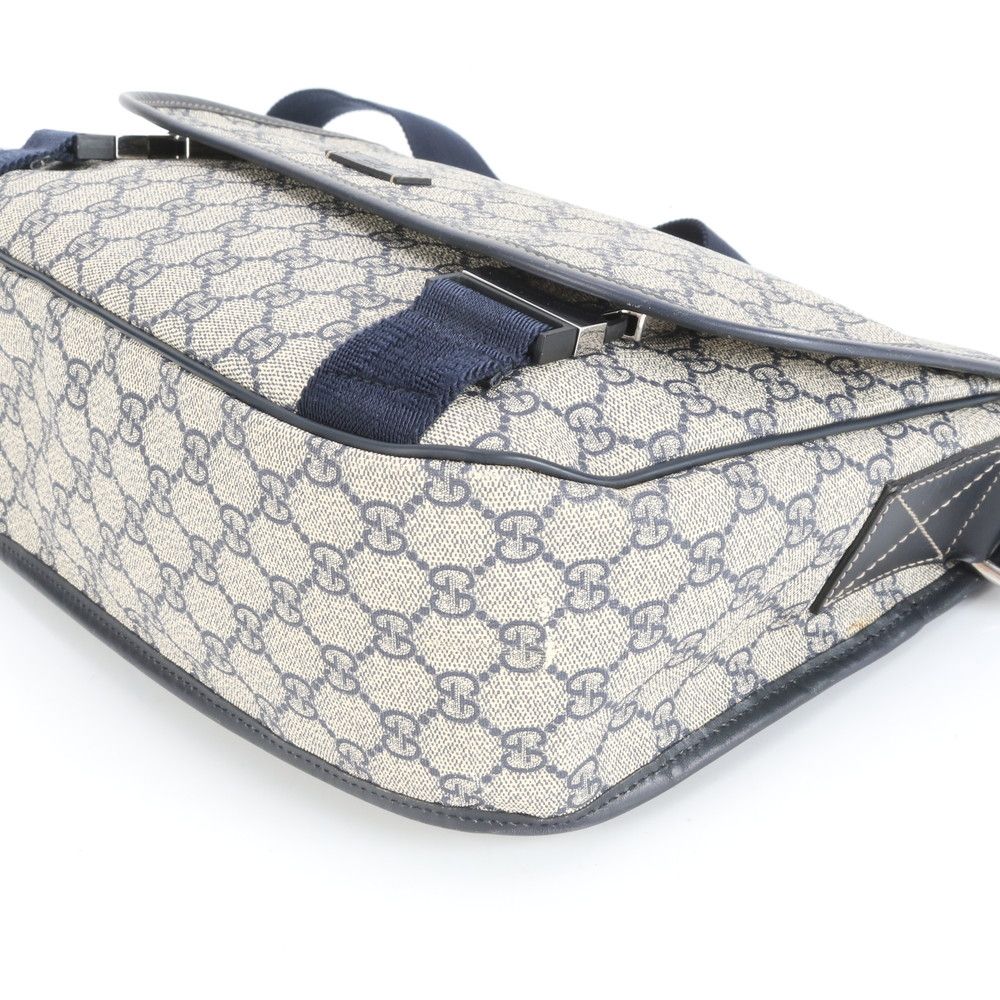 極美品 グッチ GG スプリーム 201732 レザー ショルダーバッグ 斜め