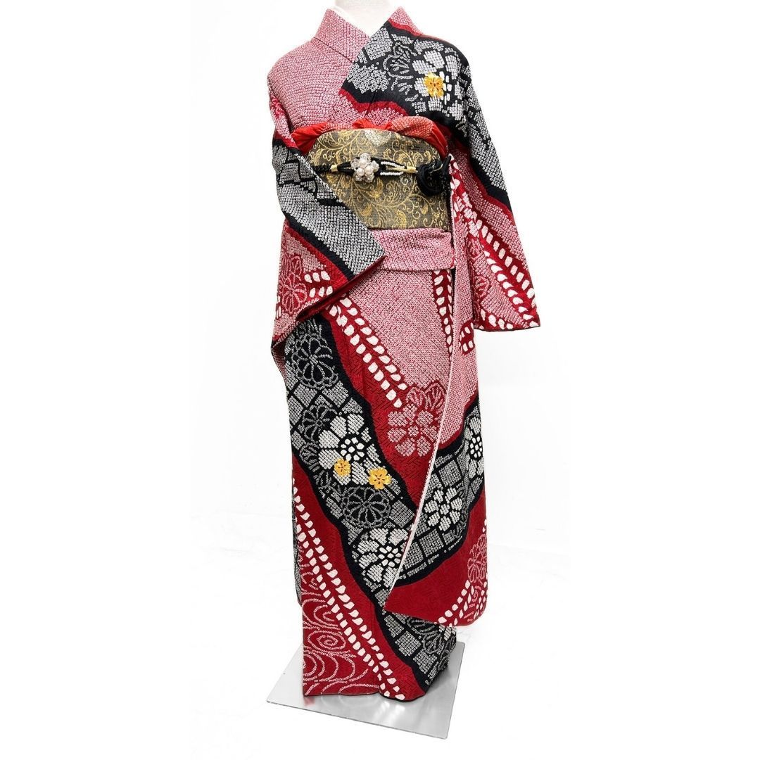 振袖 総絞り 金駒刺繍 観世水 菊花 藤の花 紅白 着物 121 b p ms