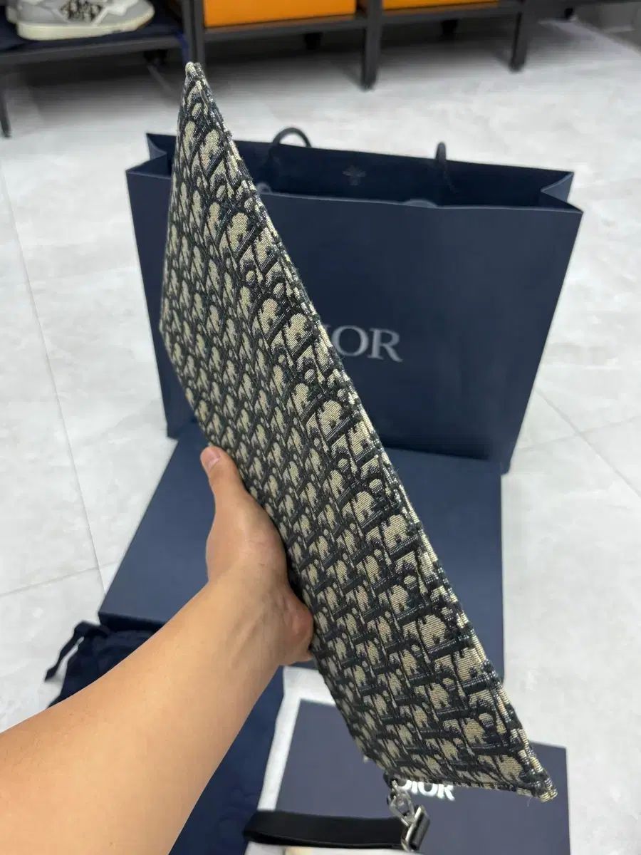 Dior ベージュ ブラック クラッチバッグ 中古・古着通販】Christian Dior (クリスチャン ディオール) クラッチ