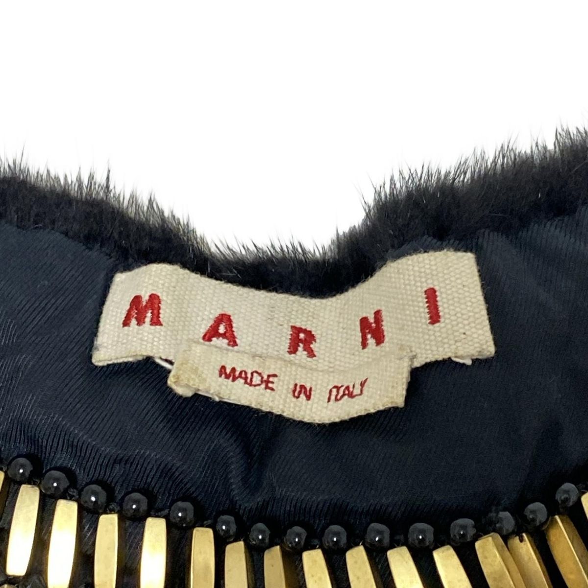  MARNI マルニ 小物 黒 ゴールド 付け襟 ビーズ ファー その他 小物