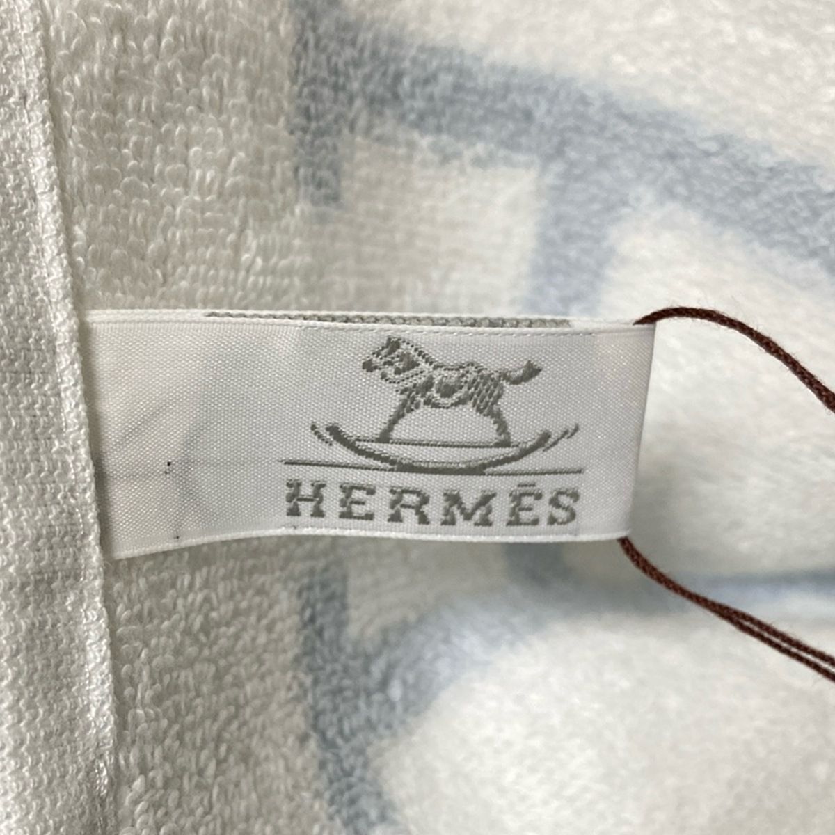 HERMES(エルメス) 小物新品同様 - ライトブルー×白 ハンドタオル/Hロゴ