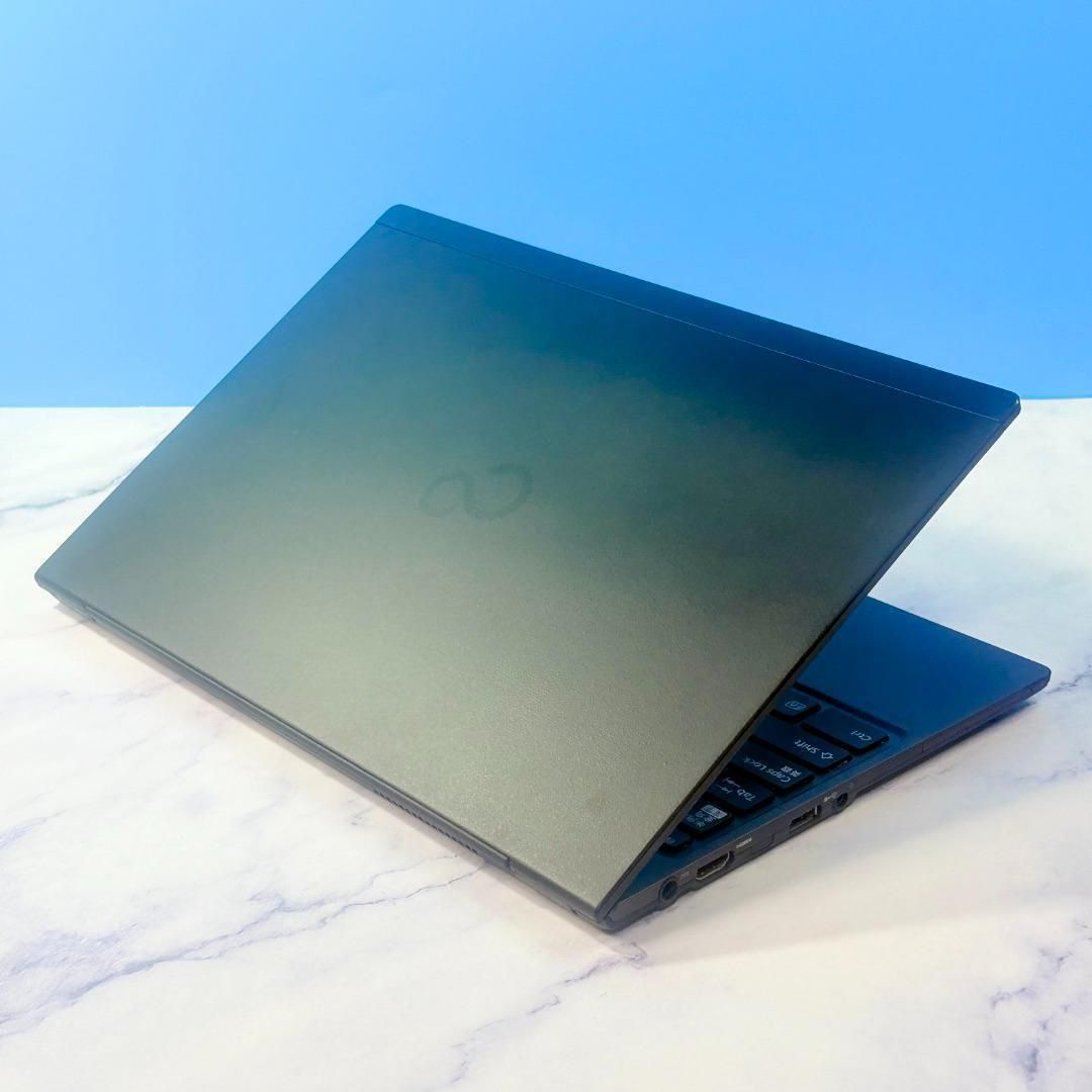 超薄型軽量！メモリ8GB・SSDで快速！指紋センサー・Win11・ノートパソコン 超薄型軽量☆メモリ8GB・SSDで快速☆指紋認証☆Win11☆ノートパソコン