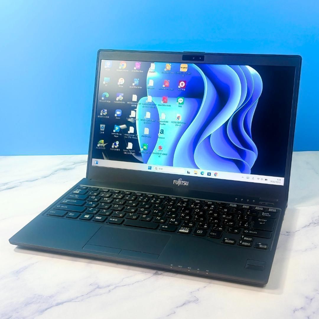 超薄型軽量☆メモリ8GB・SSDで快速☆指紋認証☆Win11☆ノートパソコン