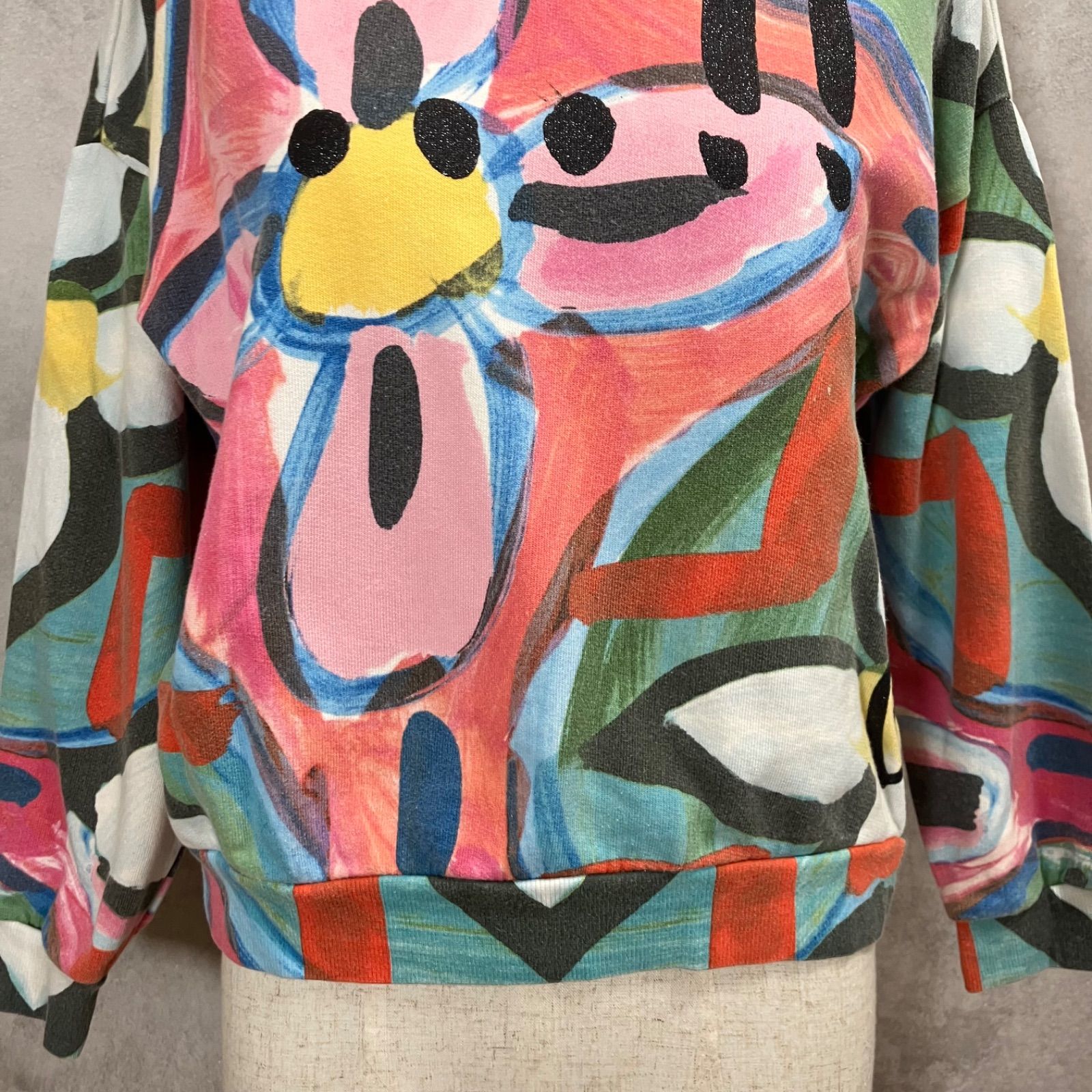Desigual デシグアル パーカー クロップド カラフル メッセージ 