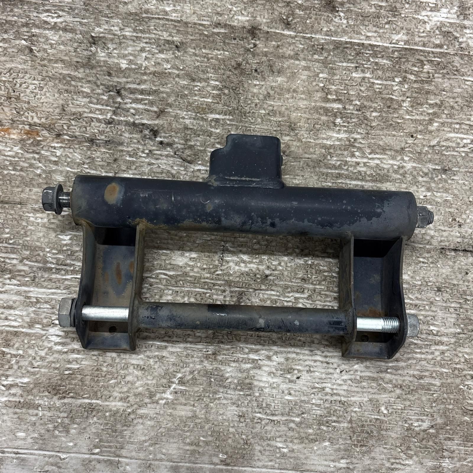 新作登場，爆買い SUZUKI レッツ4 CA45A エンジンハンガー スズキ エンジン・冷却装置