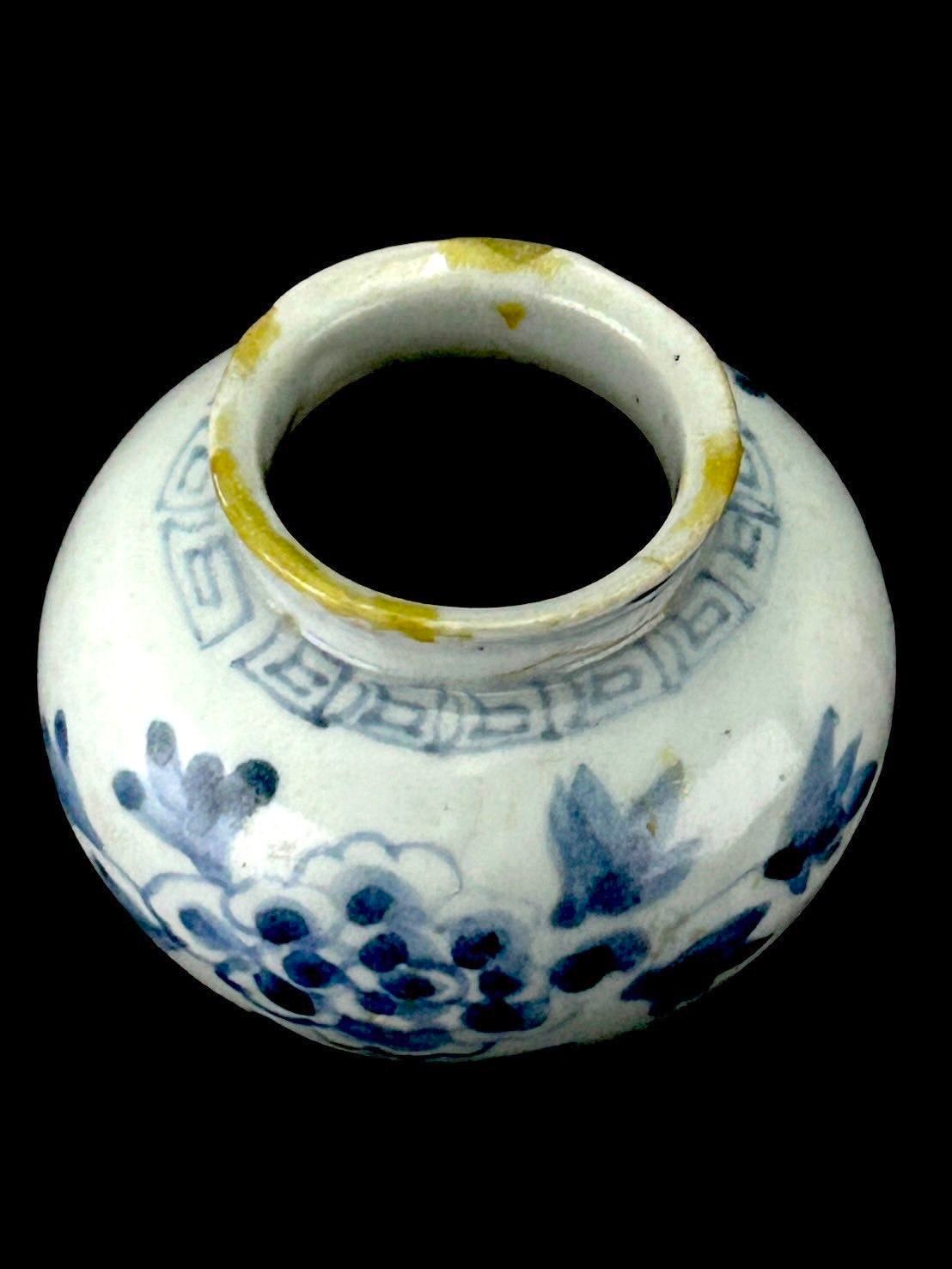 幽玄】李朝時代 白磁染付李朝小壺 共箱 金継 山品啓録蔵 時代 朝鮮 李