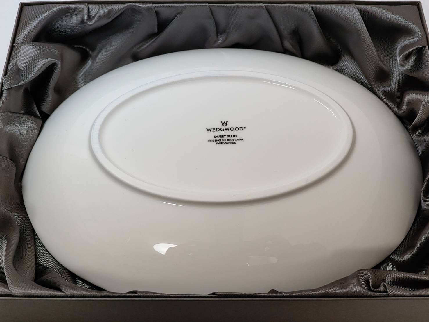 WEDGWOOD/ウェッジウッド】スウィートプラム オーバルディッシュ