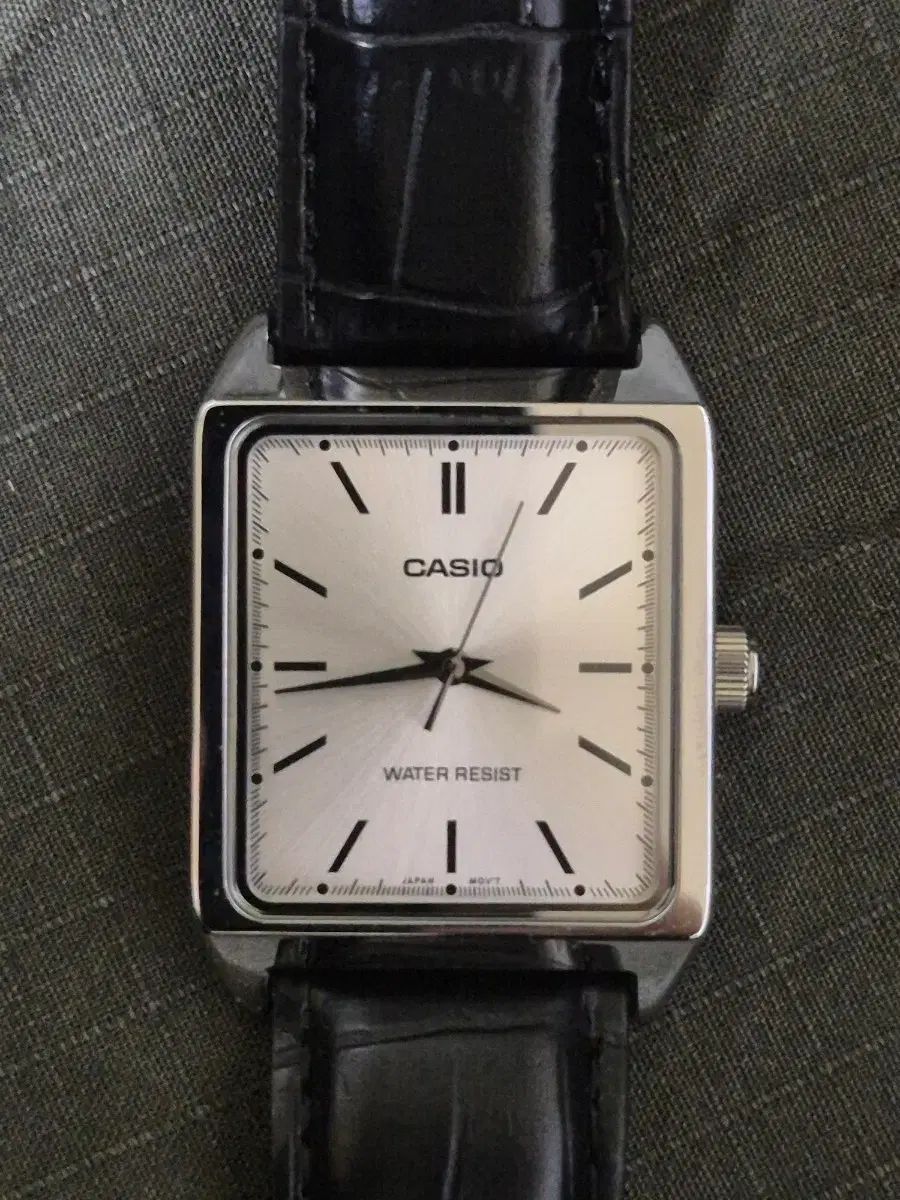 カシオ MTP-V 007 フールケース