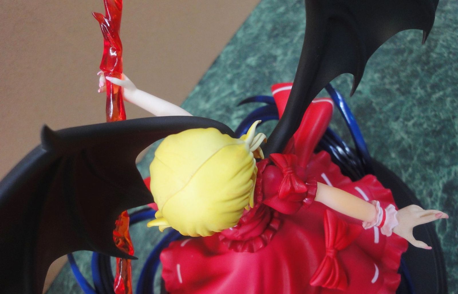 フィギュア レミリア・スカーレット -神槍 ver.- クリムゾンカラー