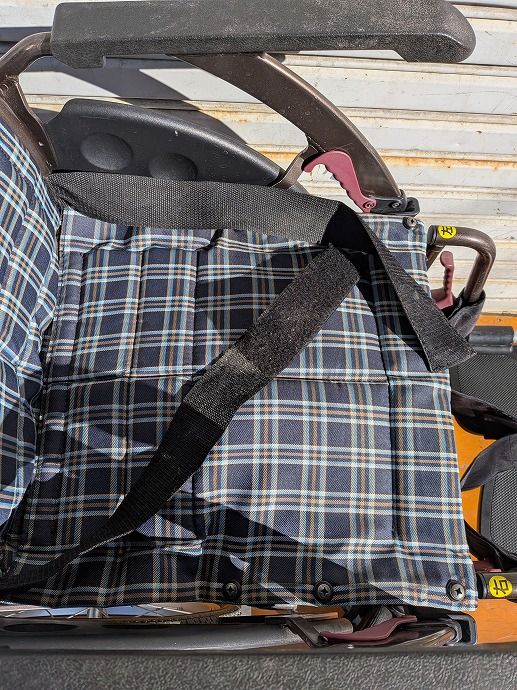 一部地域を除く カワムラサイクル 介助用標準車いす WAVIT ウェイビットプラス WAP 16-40 km-25-1205-10