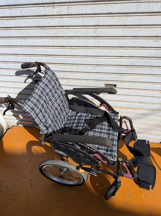 一部地域を除く カワムラサイクル 介助用標準車いす WAVIT ウェイビットプラス WAP 16 40 km 25 1205 10