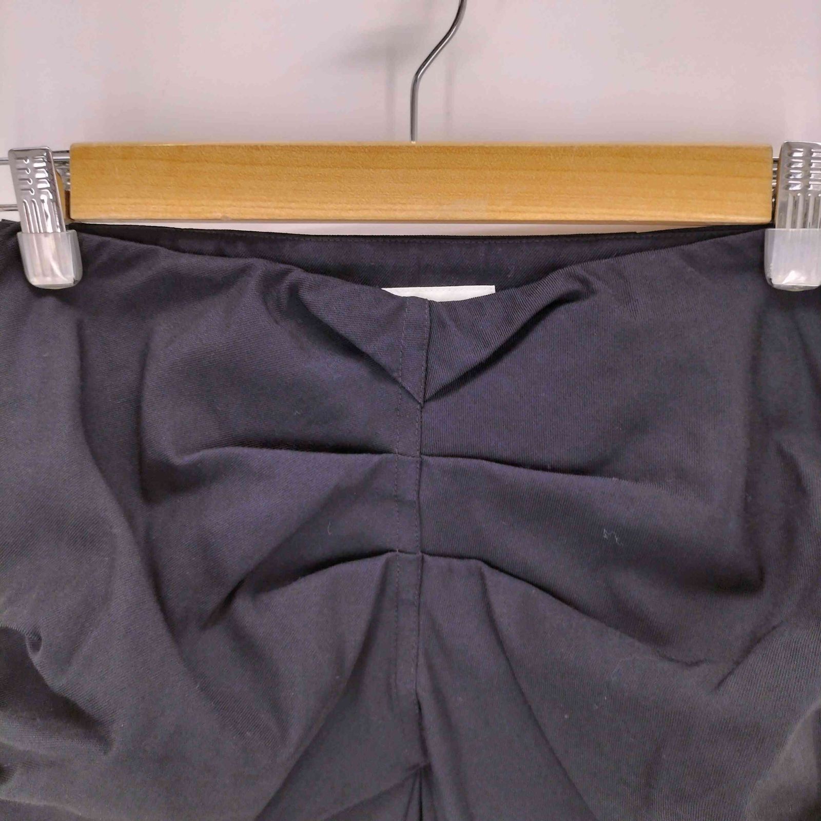 LEMAIRE(ルメール) タックデザインスカート レディース JPN：34 【中古】【ブランド古着バズストア】 ルメール LEMAIRE タックデザインスカート レディース JPN：34 - メルカリ