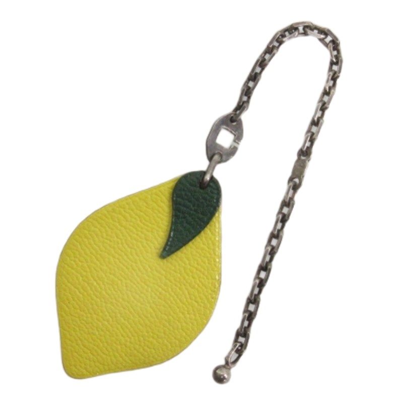 美品♡HERMESレモンチャーム エルメス HERMES レモンモチーフ チャーム 925チェーン - メルカリ