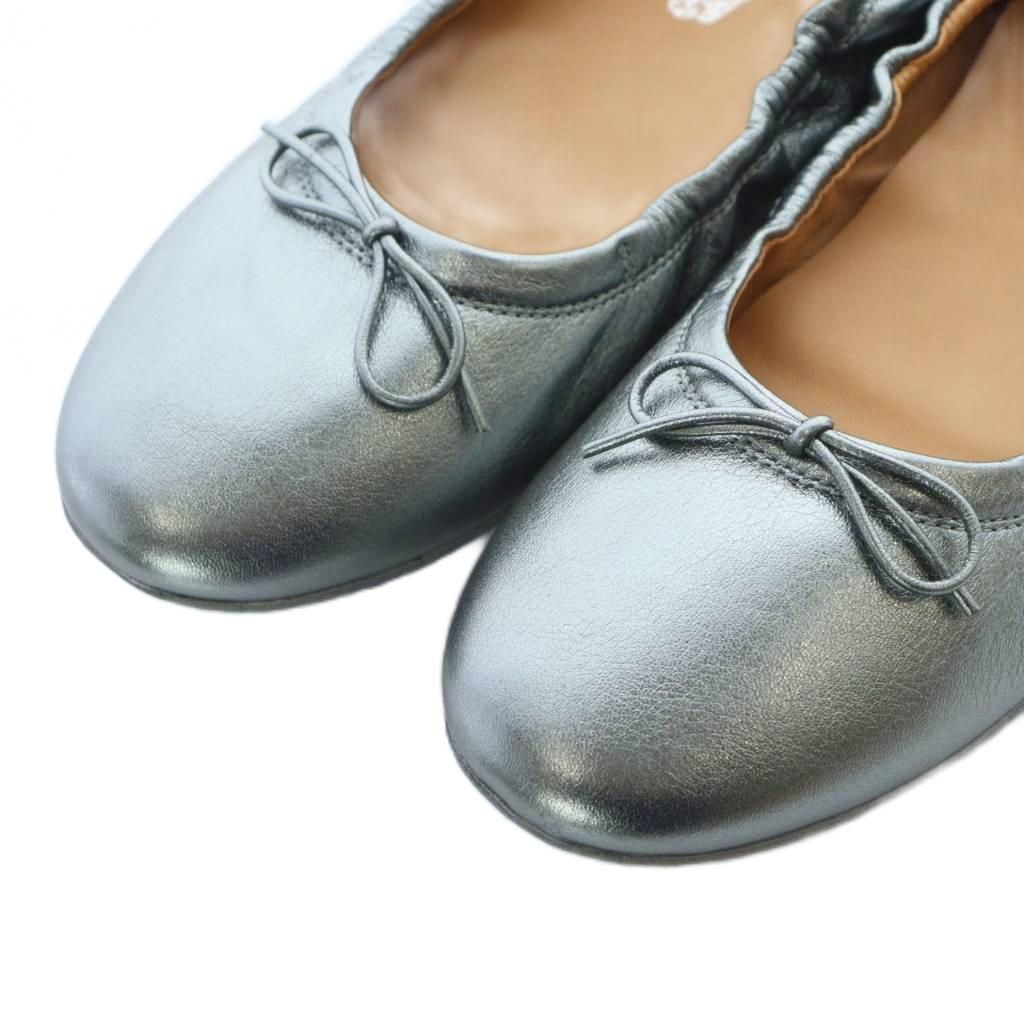 トッズ TOD'S ゴンミーニ Gommini バブルバレリーナシューズ バレエ