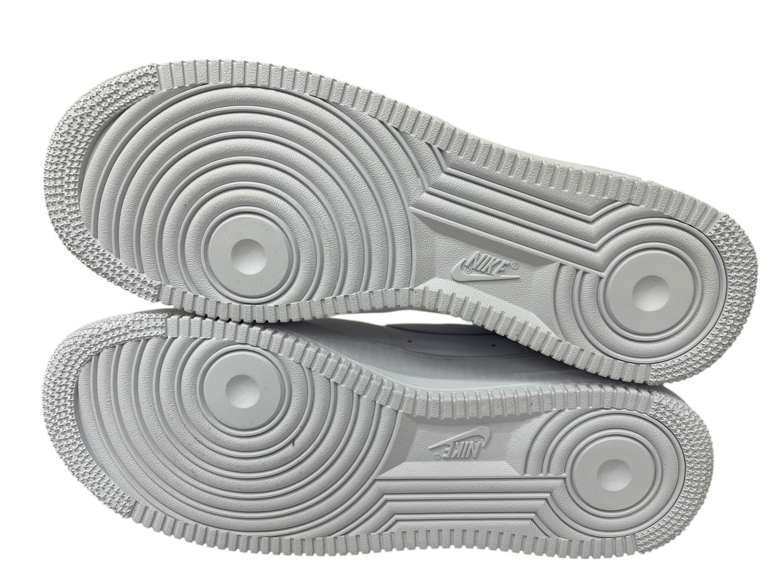 ローカットスニーカー