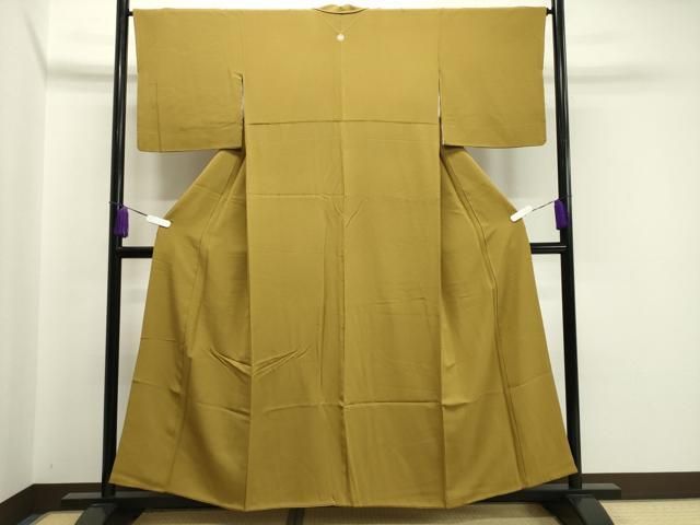 平和屋着物 上質な色無地 山吹茶色 さが美扱い 正絹 gh