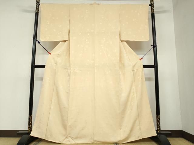 平和屋着物 上質な色無地 流水草花地紋 薄香色 正絹 ud