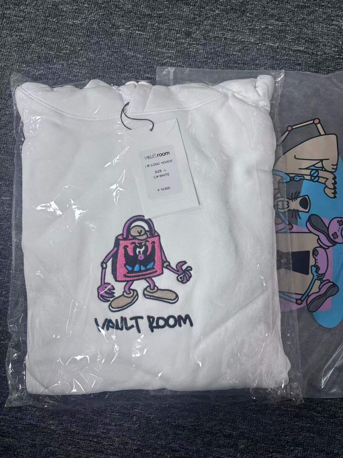 新品】Vaultroom 