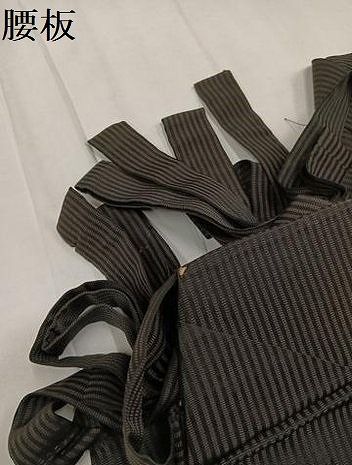 平和屋着物●男性　馬乗り袴　縞　正絹　逸品　AABE1229ph 平和屋着物○男性 馬乗り袴 縞 正絹 逸品 AABE1229ph - メルカリ