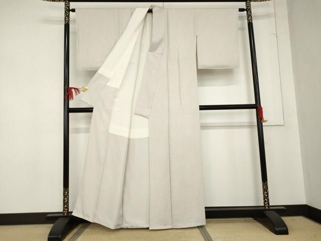 平和屋着物○上質な色無地 枝花地紋 灰桜色 正絹 逸品 未使用