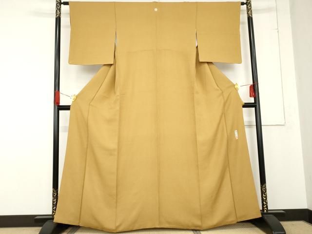 平和屋着物 本加賀友禅作家 毎田仁郎 色無地 草花地紋 山吹茶色 正絹 cs