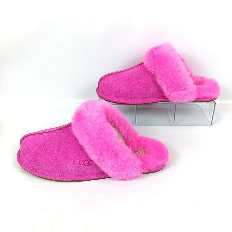  UGG アグ ふわふわスリッパ サンダル スカフェット Scuffette II 24.0 cm ピンク ムートン ブランド レディース 箱あり その他 靴