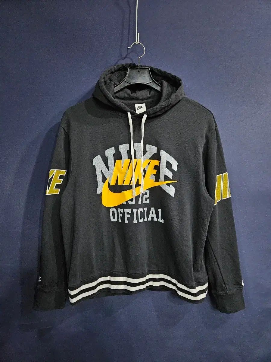 和田玉 緑玉 古玉 彫刻 手彫り 神獣 ネフライト 軟玉 中国王朝