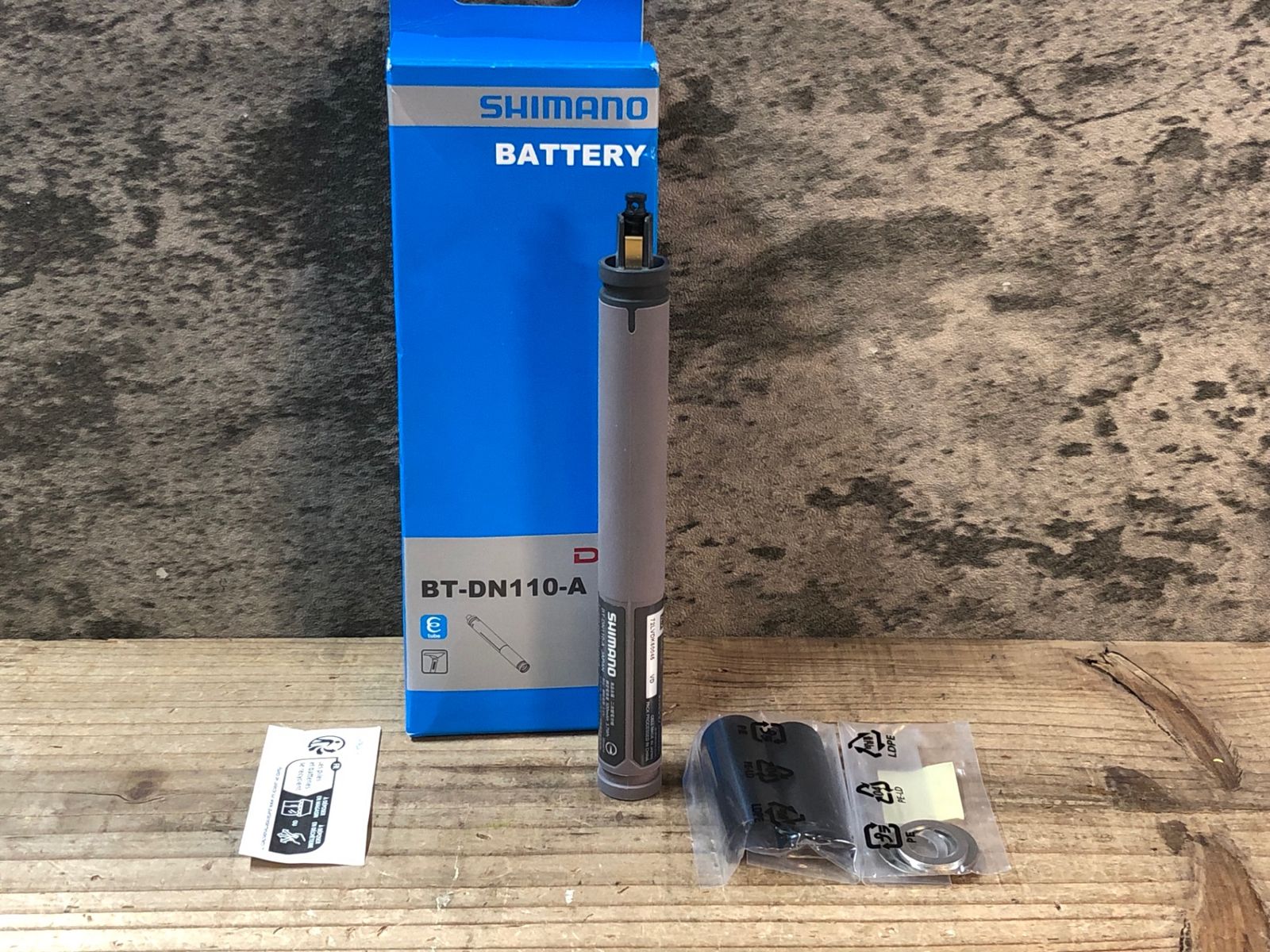 JN659 シマノ SHIMANO BT-DN110-A ビルトインバッテリー Di2 電動 未