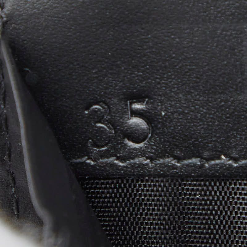 三角ロゴプレート ブラック