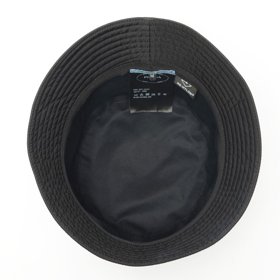 プラダ / PRADA Re-Nylon トライアングル ロゴ バケットハット 1HC137