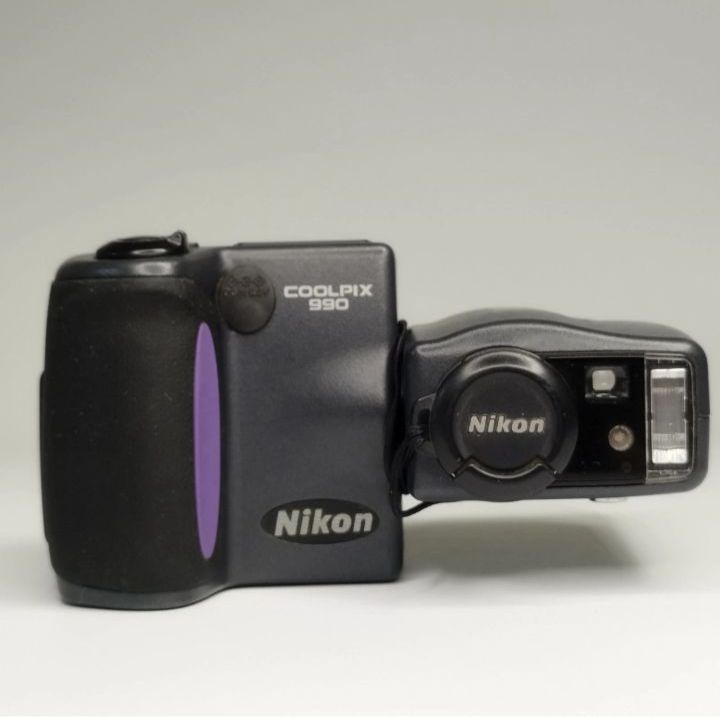 Nikon Coolpix 990 デジタルカメラ レトロ 名機 日本製 ミント