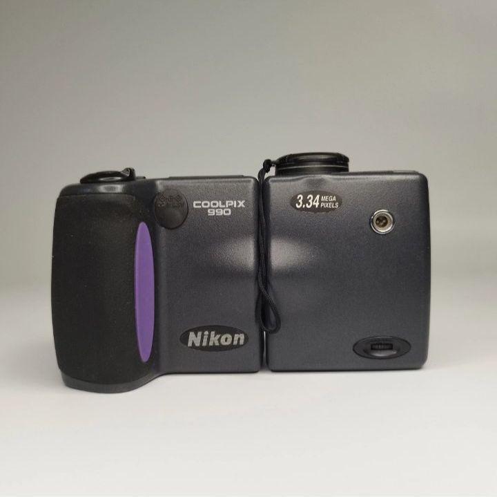 ジャンク品 Nikon Coolpix 990 デジタルカメラ レトロ 名機 日本製