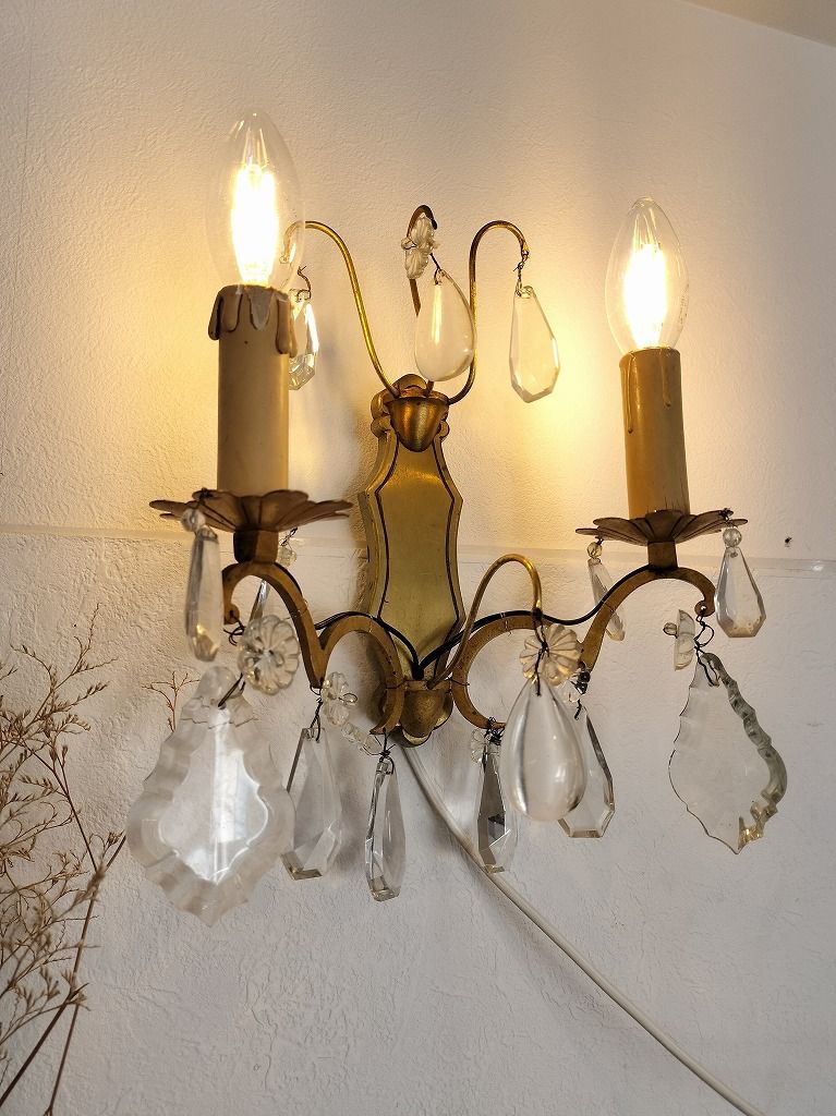 フランス アンティーク 壁かけ ランプ ガラスドロップ付き 2灯