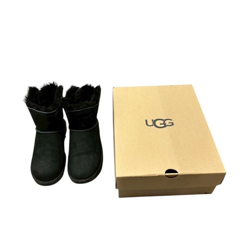 送料無料】 UGG アグ UGG ムートンブーツ W NAVEAH ブラック 22cm